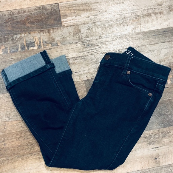 Ann Taylor Loft Crops - Picture 6 of 6